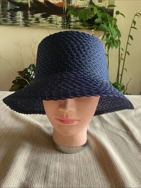 Exquisite Navy Blue Scalloped Polyester Bucket Hat